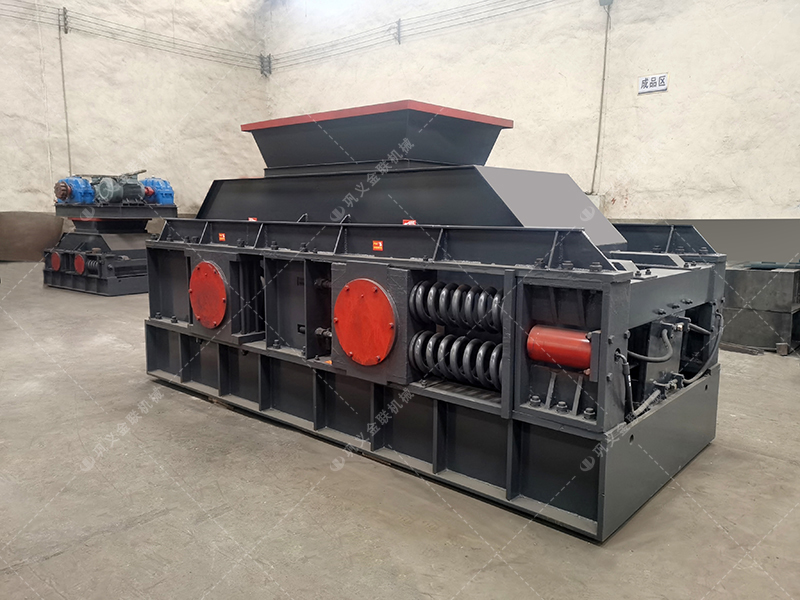 時產(chǎn)30-300噸玄武巖對輥制砂機生產(chǎn)線配置及工藝流程介紹 時產(chǎn)30-300噸玄武巖對輥制砂機生產(chǎn)線配置及工藝流程介紹