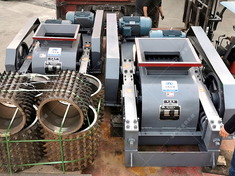 破碎石膏原礦料的雙齒輥破碎機廠家如何選擇？